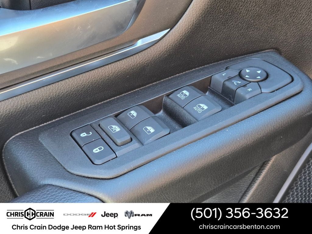 2025 RAM 1500 Big Horn Crew Cab 4x4 5'7' Box