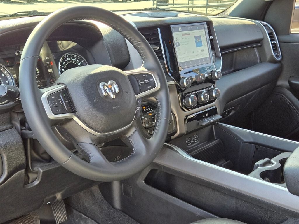 2022 RAM 1500 Big Horn Crew Cab 4x4 5'7' Box