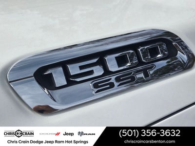 2025 RAM 1500 Laramie Crew Cab 4x4 5'7' Box