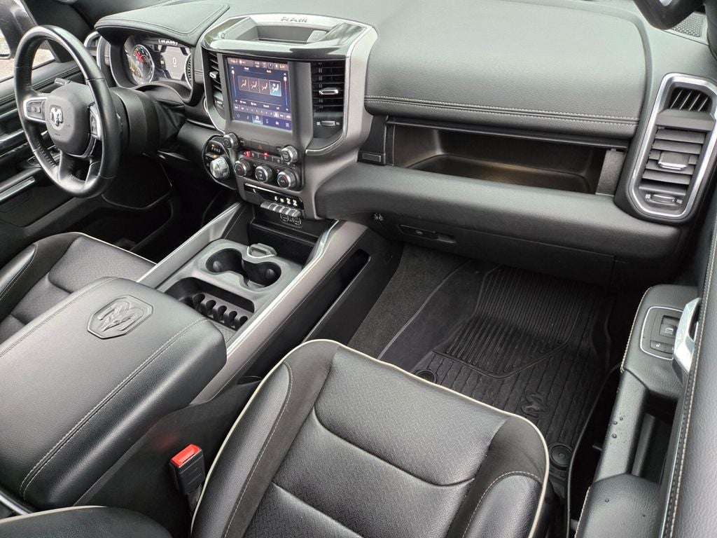 2022 RAM 1500 Laramie Crew Cab 4x4 6'4' Box