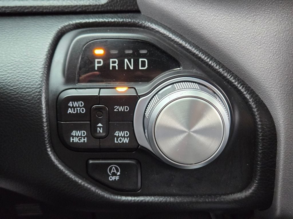 2022 RAM 1500 Laramie Crew Cab 4x4 6'4' Box