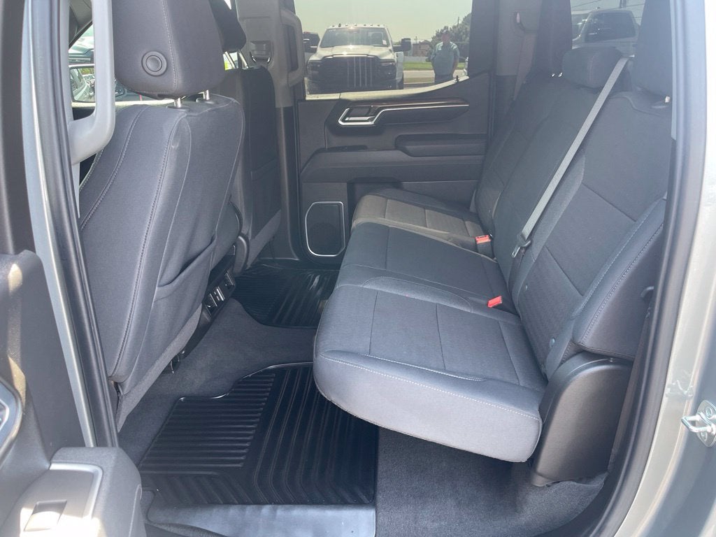 2026 Chevrolet Silverado 1500 4WD Crew Cab Standard Bed LT