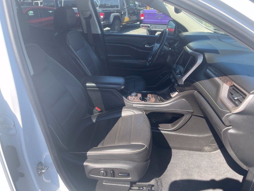 2023 GMC Acadia FWD Denali
