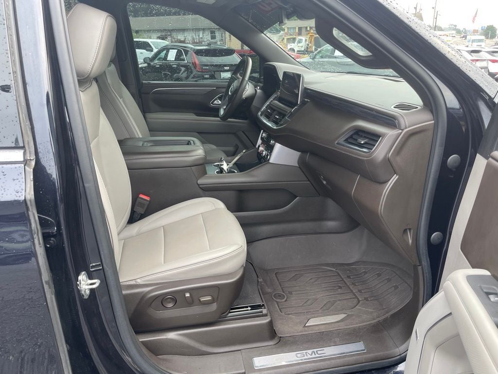 2022 GMC Yukon 4WD SLT