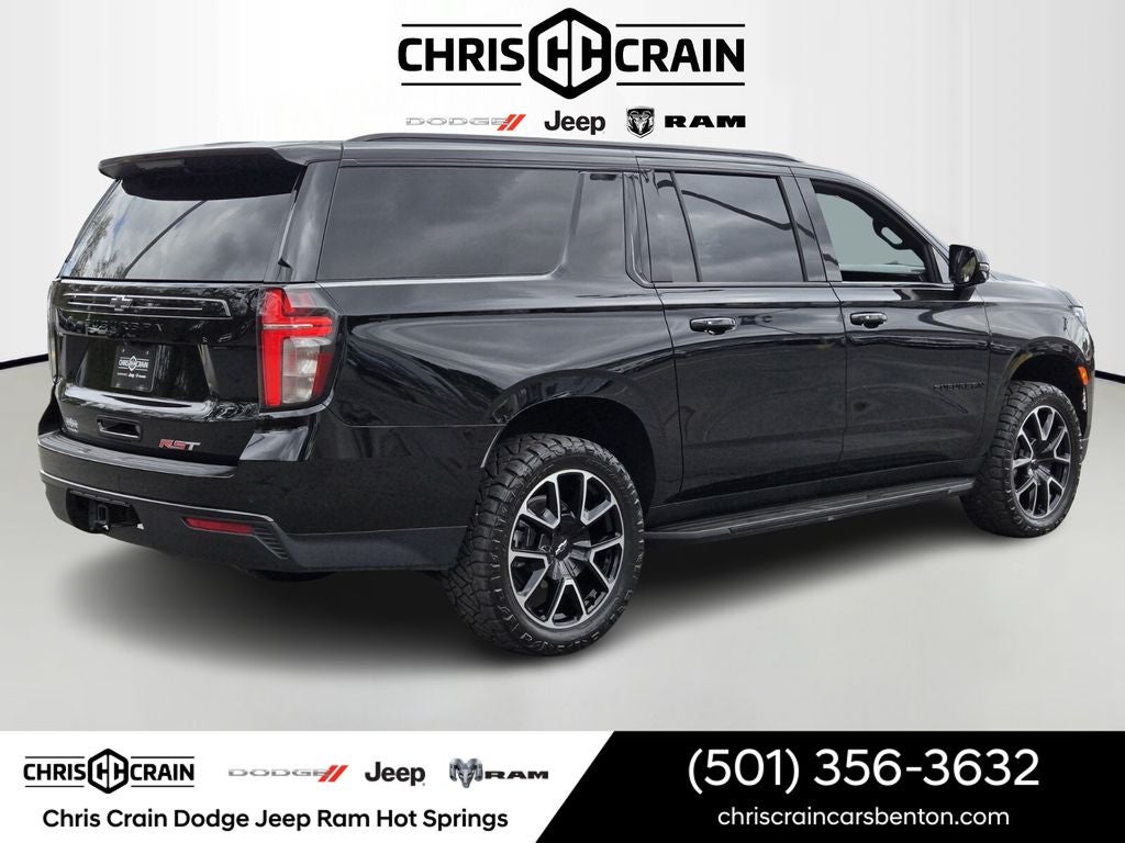 2024 Chevrolet Suburban 4WD RST