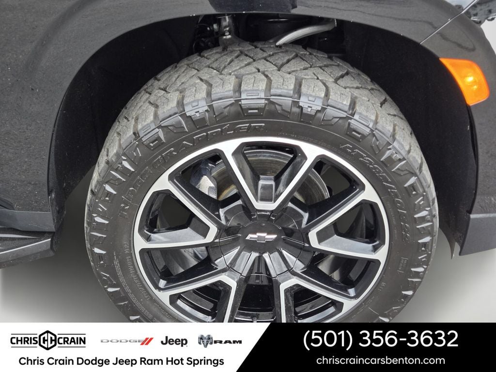 2024 Chevrolet Suburban 4WD RST