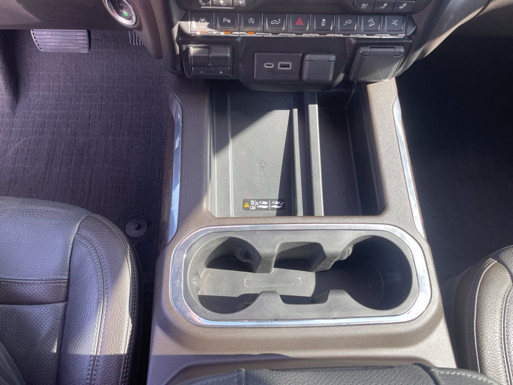 2020 GMC Sierra 1500 4WD Crew Cab Short Box Denali