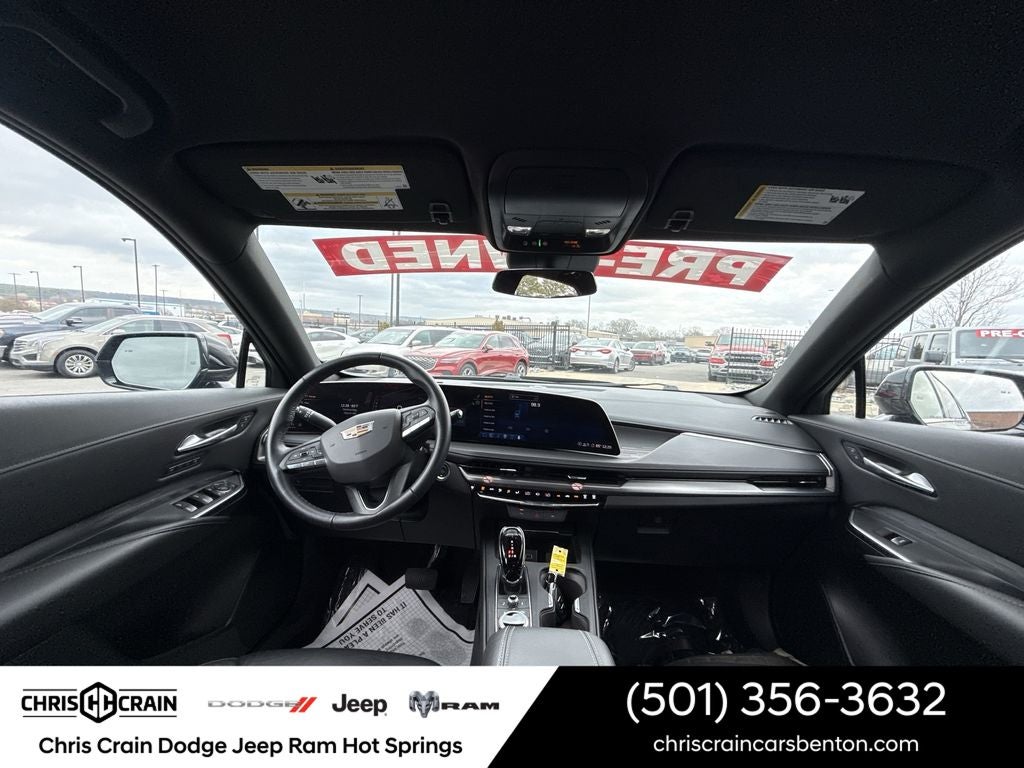 2025 Cadillac XT4 FWD Premium Luxury