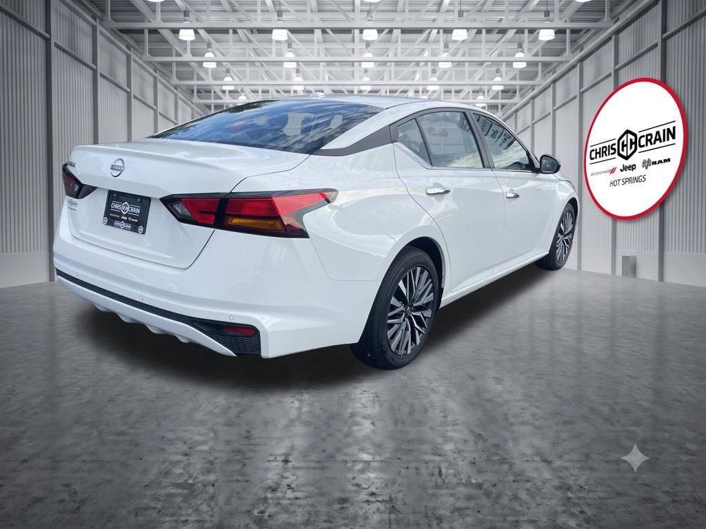 2025 Nissan Altima SV FWD