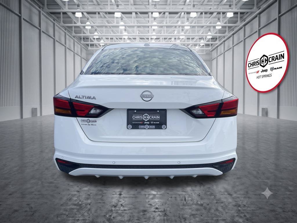 2025 Nissan Altima SV FWD