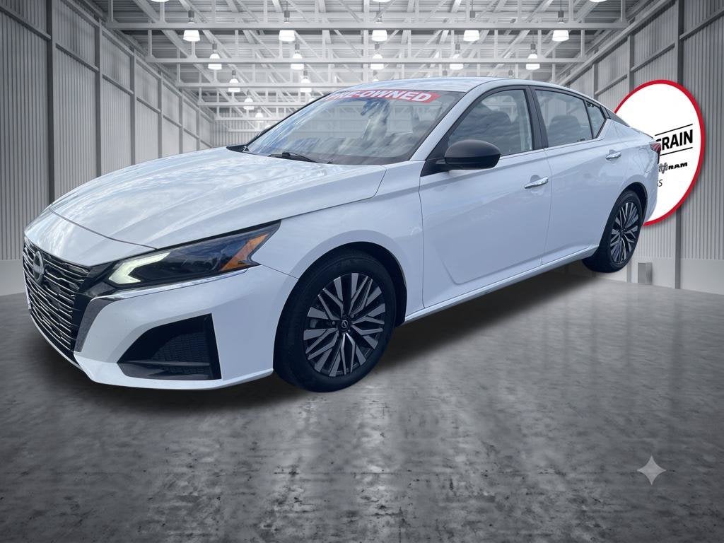 2025 Nissan Altima SV FWD