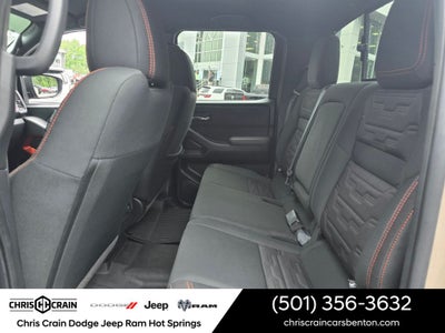 2023 Nissan Frontier Crew Cab PRO-4X 4x4
