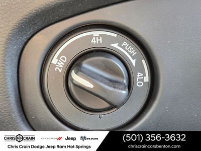 2023 Nissan Frontier Crew Cab SV 4x4