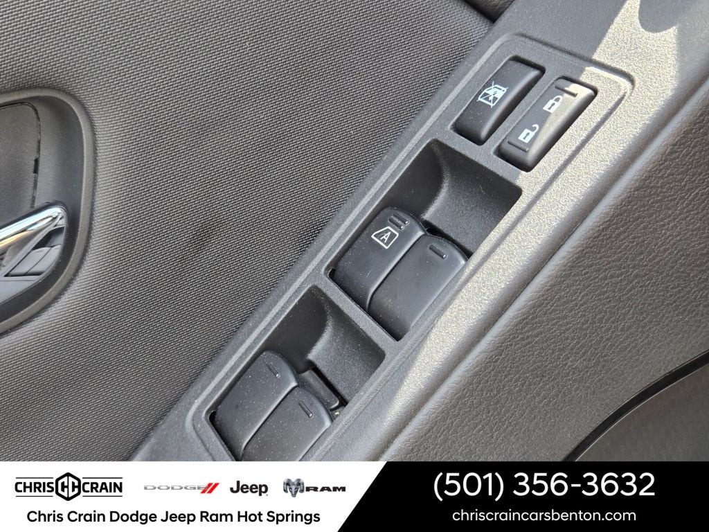 2023 Nissan Frontier Crew Cab SV 4x4