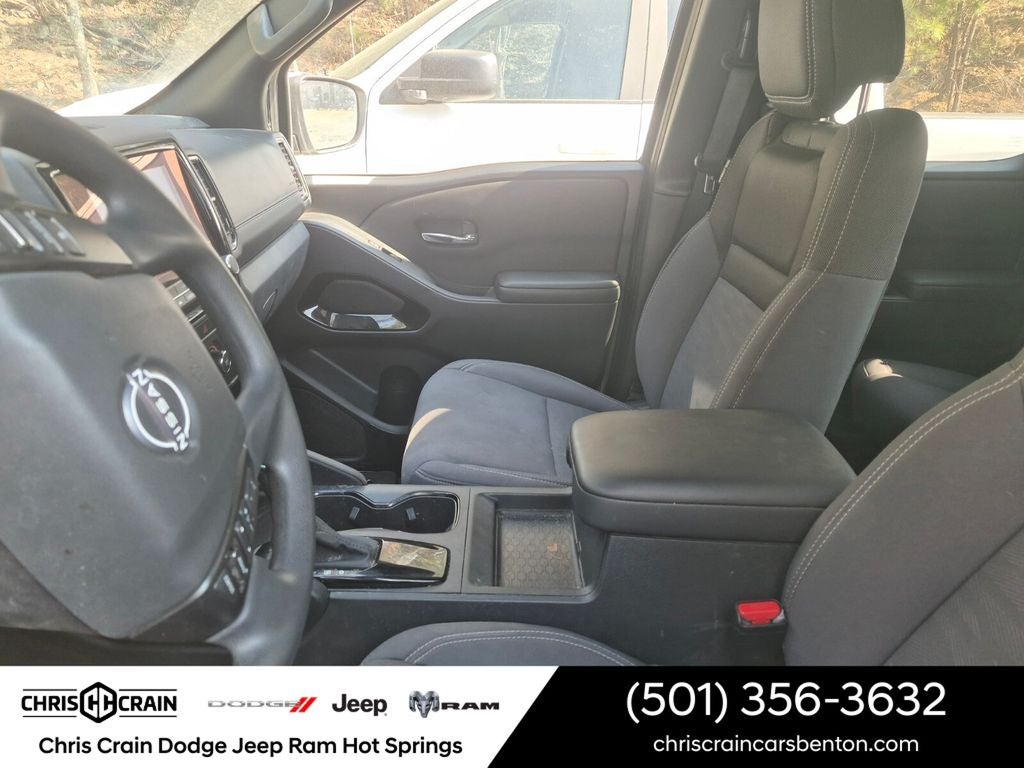 2023 Nissan Frontier Crew Cab SV 4x4