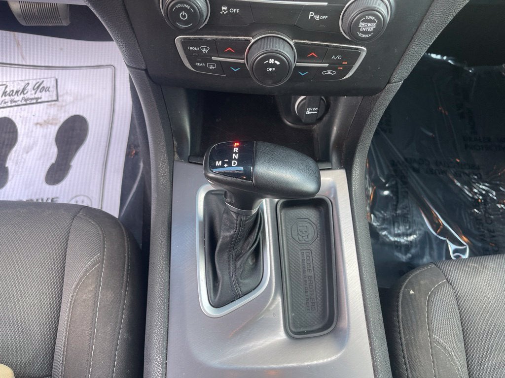 2022 Dodge Charger SXT RWD