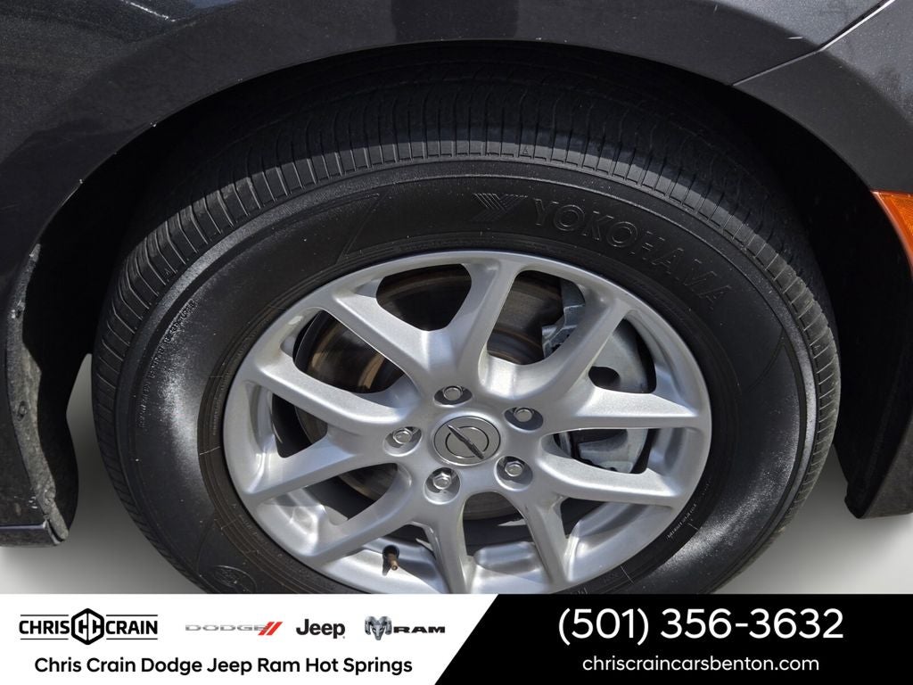 2023 Chrysler Voyager LX