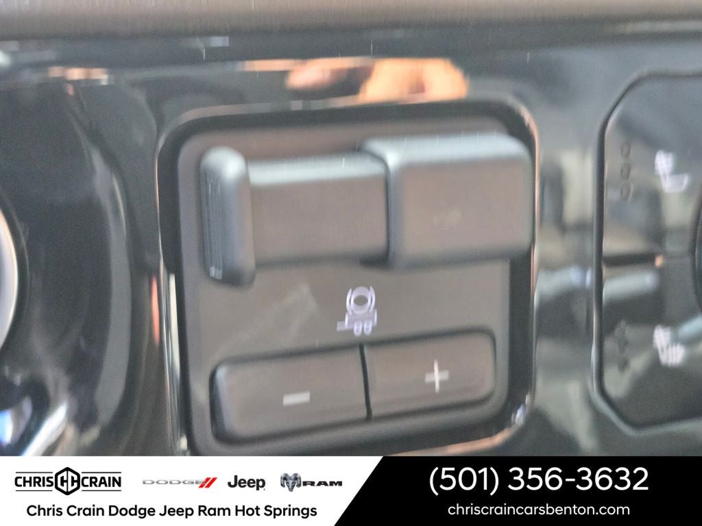 2025 Chevrolet Silverado 1500 4WD Crew Cab Standard Bed LT