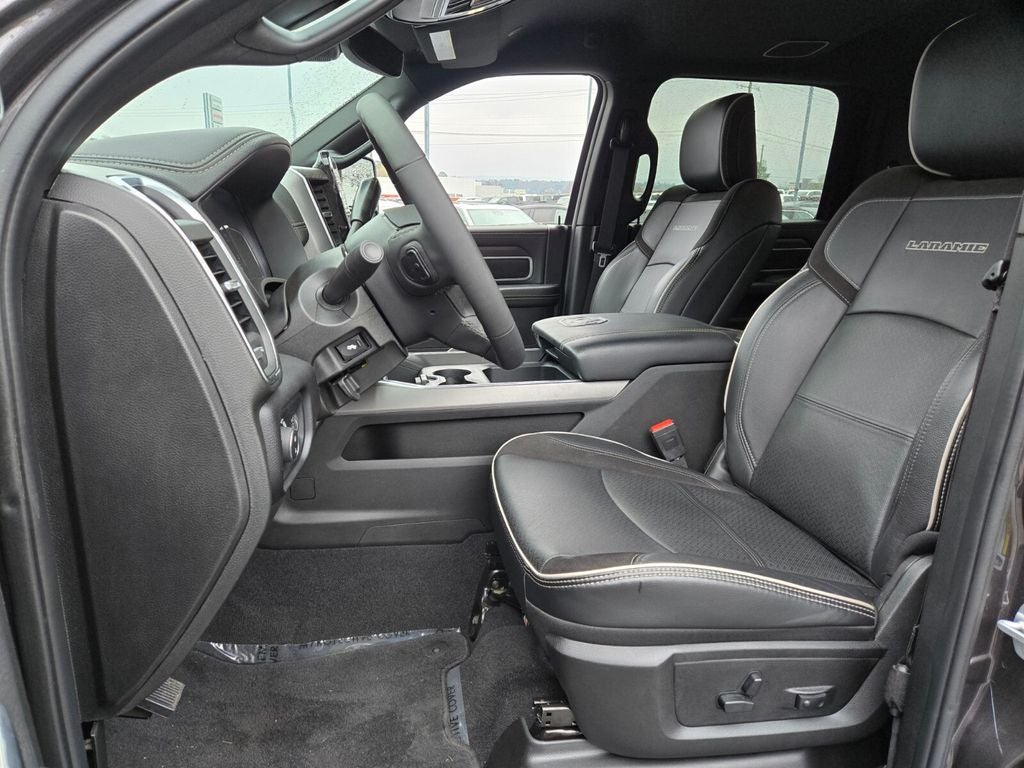 2025 RAM 2500 Laramie Crew Cab 4x4 6'4' Box