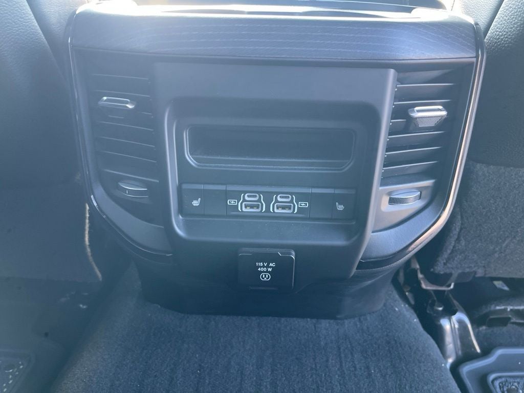 2024 RAM 3500 Limited Crew Cab 4x4 8' Box