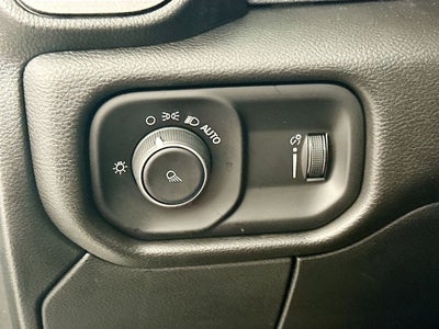 2024 RAM 2500 Tradesman Crew Cab 4x4 6'4' Box