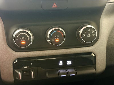 2024 RAM 2500 Tradesman Crew Cab 4x4 6'4' Box