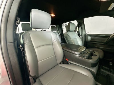 2024 RAM 2500 Tradesman Crew Cab 4x4 6'4' Box