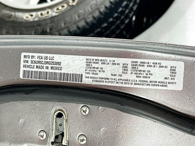 2024 RAM 2500 Tradesman Crew Cab 4x4 6'4' Box