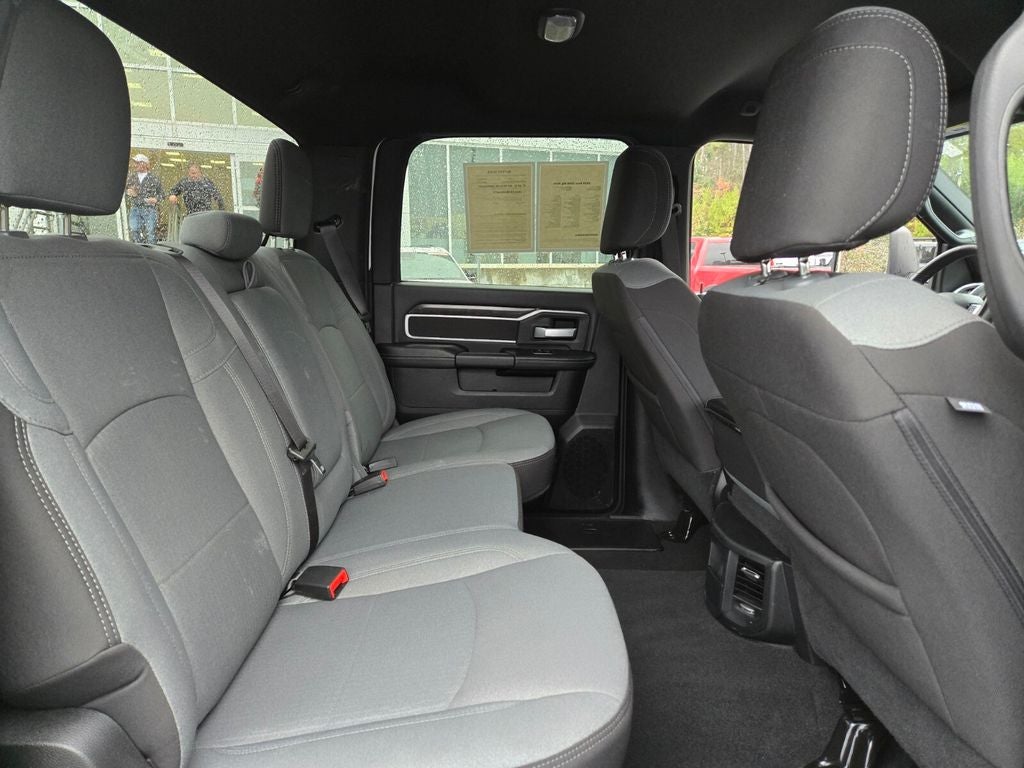 2024 RAM 2500 Big Horn Crew Cab 4x4 6'4' Box