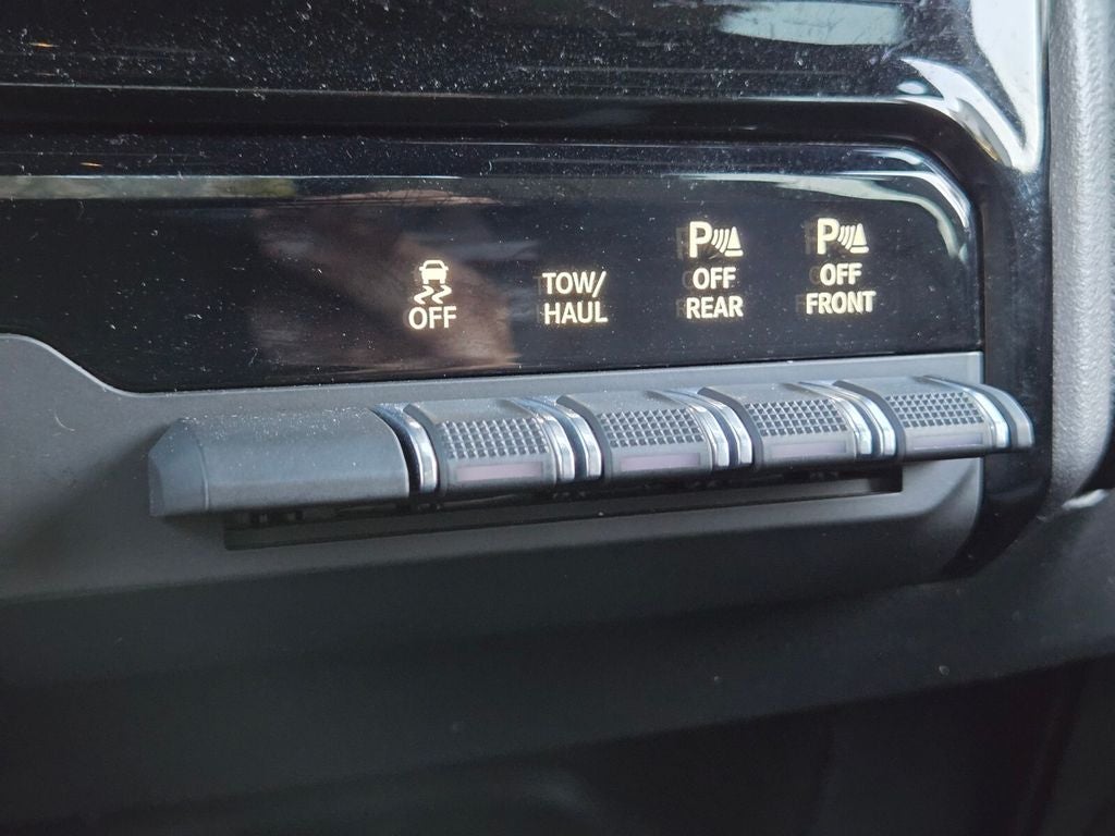 2025 RAM 2500 Big Horn Crew Cab 4x4 6'4' Box