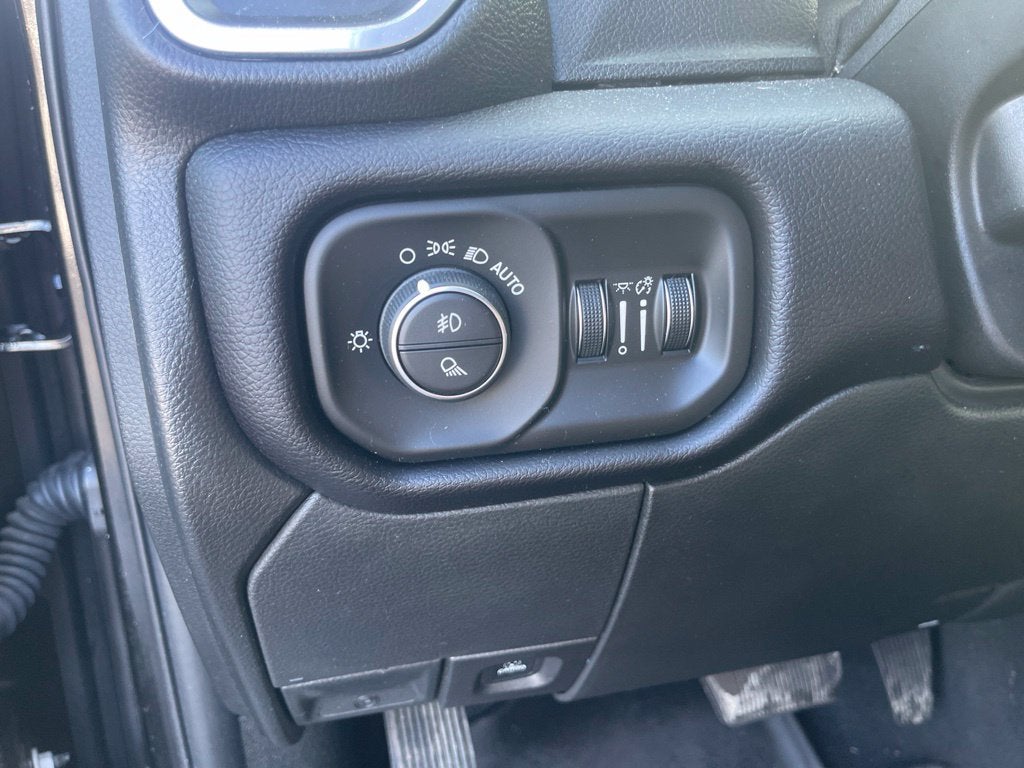 2021 RAM 2500 Laramie Crew Cab 4x4 6'4' Box