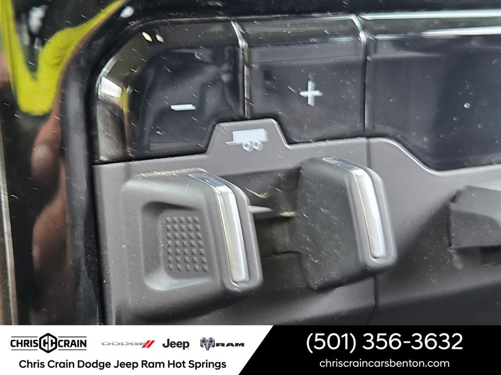 2024 RAM 2500 Laramie Crew Cab 4x4 6'4' Box