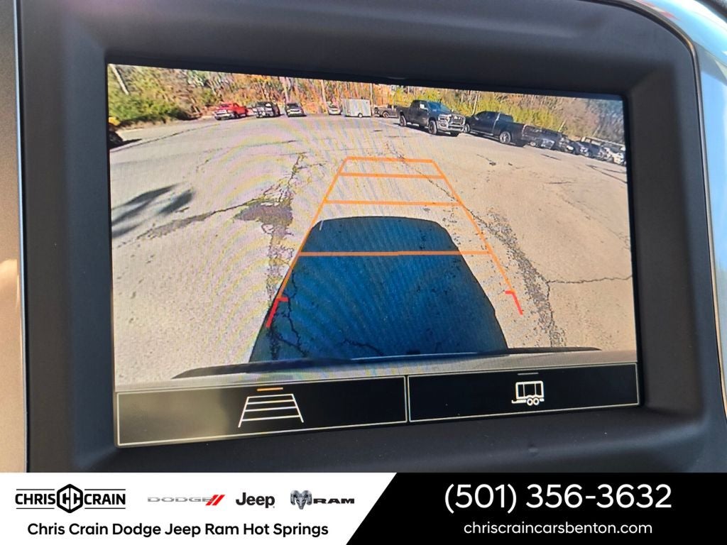 2024 Chevrolet Silverado 1500 4WD Crew Cab Short Bed Custom