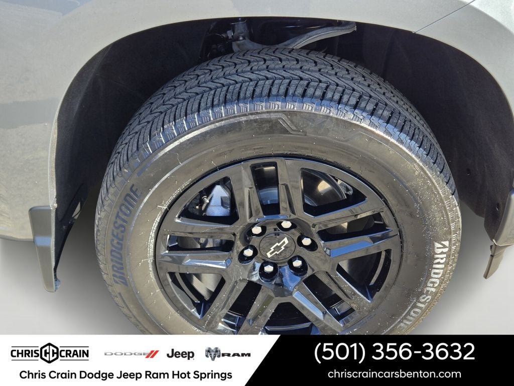 2024 Chevrolet Silverado 1500 4WD Crew Cab Short Bed Custom