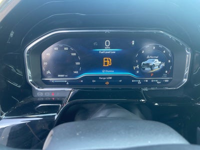 2023 Chevrolet Silverado 1500 4WD Crew Cab Short Bed ZR2
