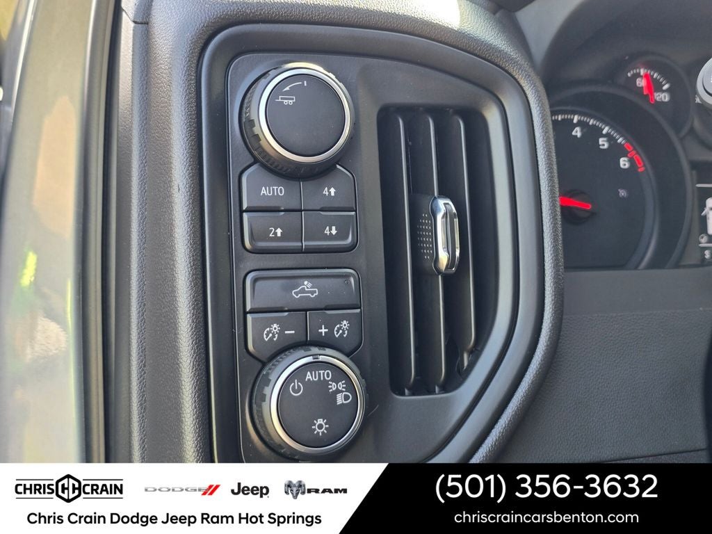 2025 Chevrolet Silverado 1500 4WD Crew Cab Short Bed Custom Trail Boss