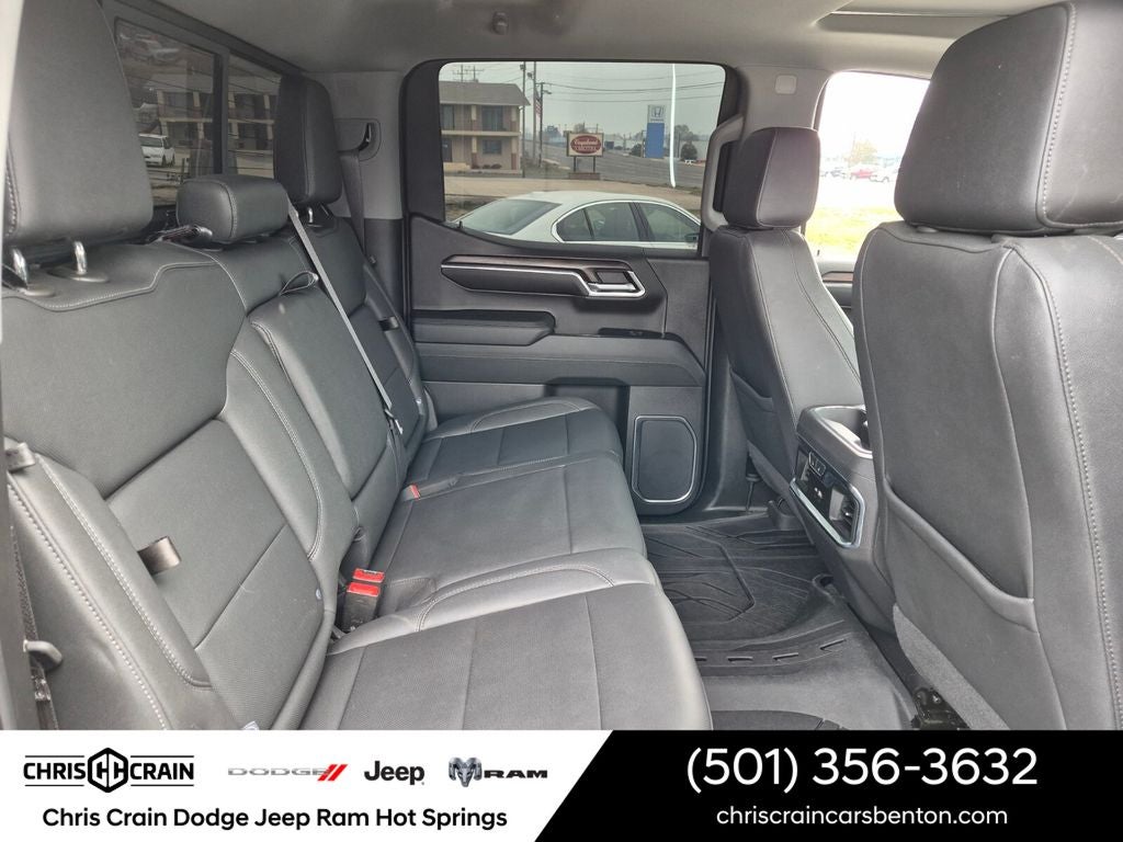 2023 GMC Sierra 1500 4WD Crew Cab Short Box SLT