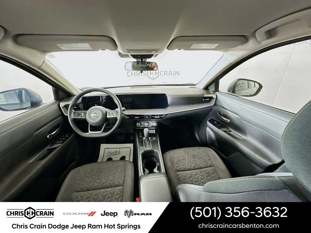 2025 Nissan Kicks SV