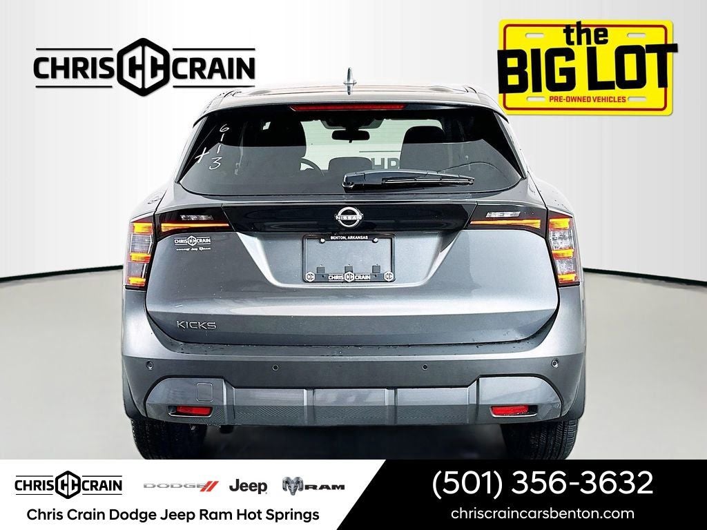 2025 Nissan Kicks SV