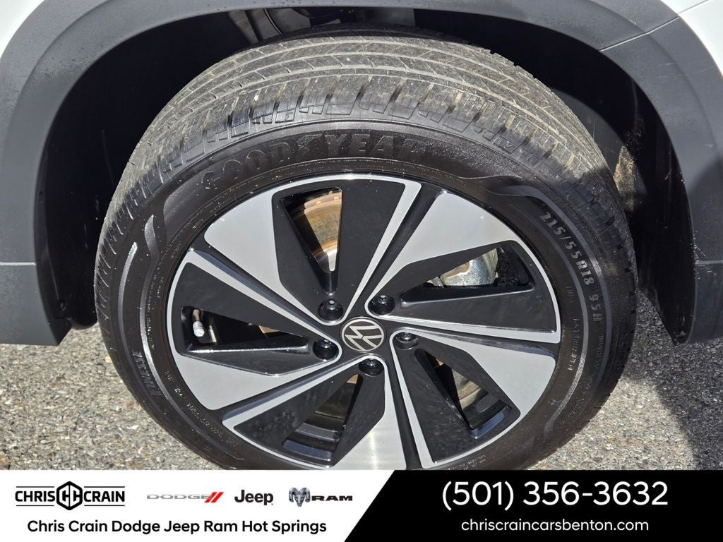 2025 Volkswagen Taos 1.5T SE