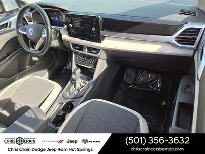 2025 Volkswagen Taos 1.5T SE