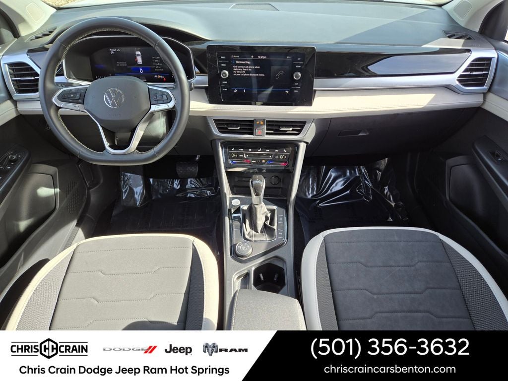 2025 Volkswagen Taos 1.5T SE