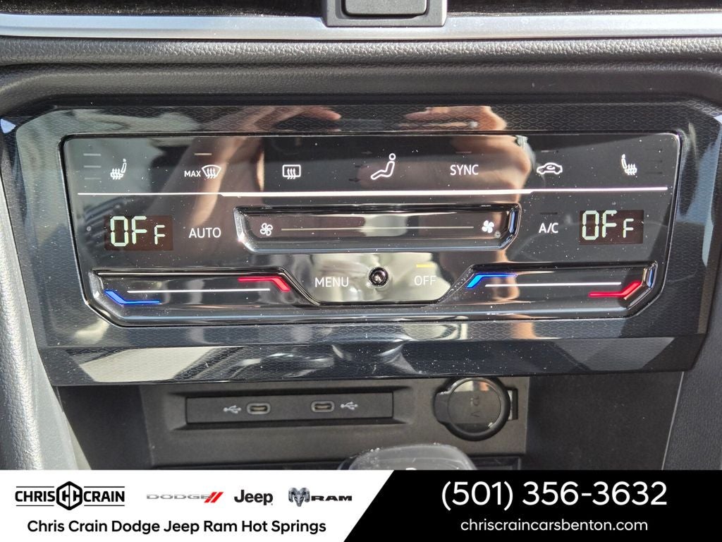 2025 Volkswagen Taos 1.5T SE