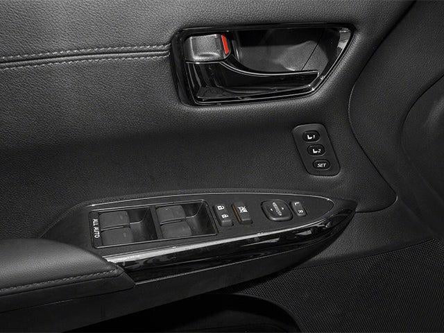 2013 Toyota Avalon XLE