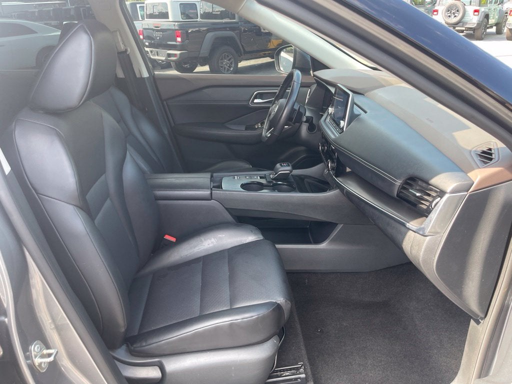 2021 Nissan Rogue SV FWD