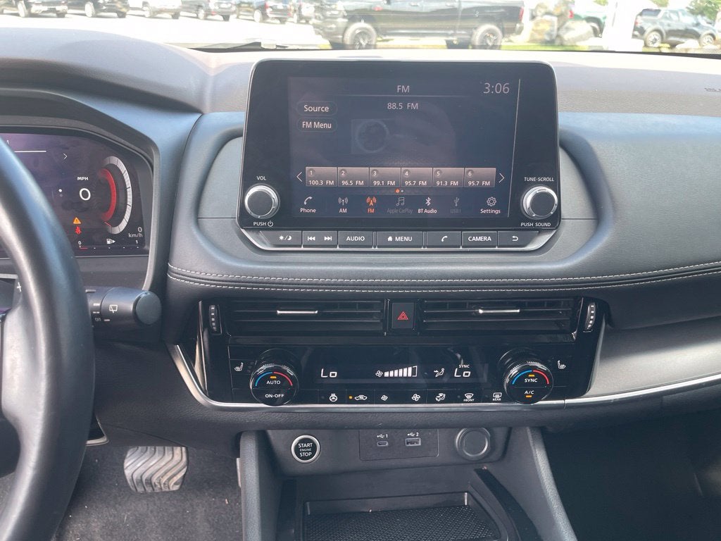 2021 Nissan Rogue SV FWD