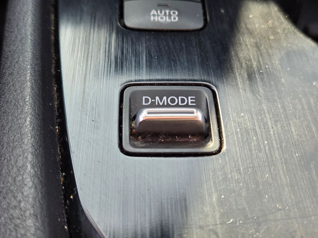 2022 Nissan Rogue SV FWD