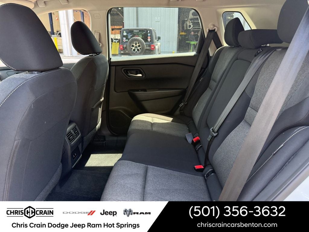 2024 Nissan Rogue SV FWD