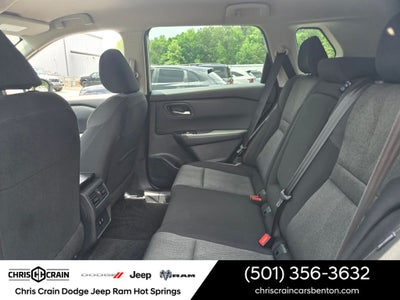 2025 Nissan Rogue SV FWD