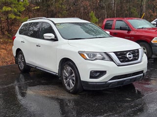 2019 Nissan Pathfinder S